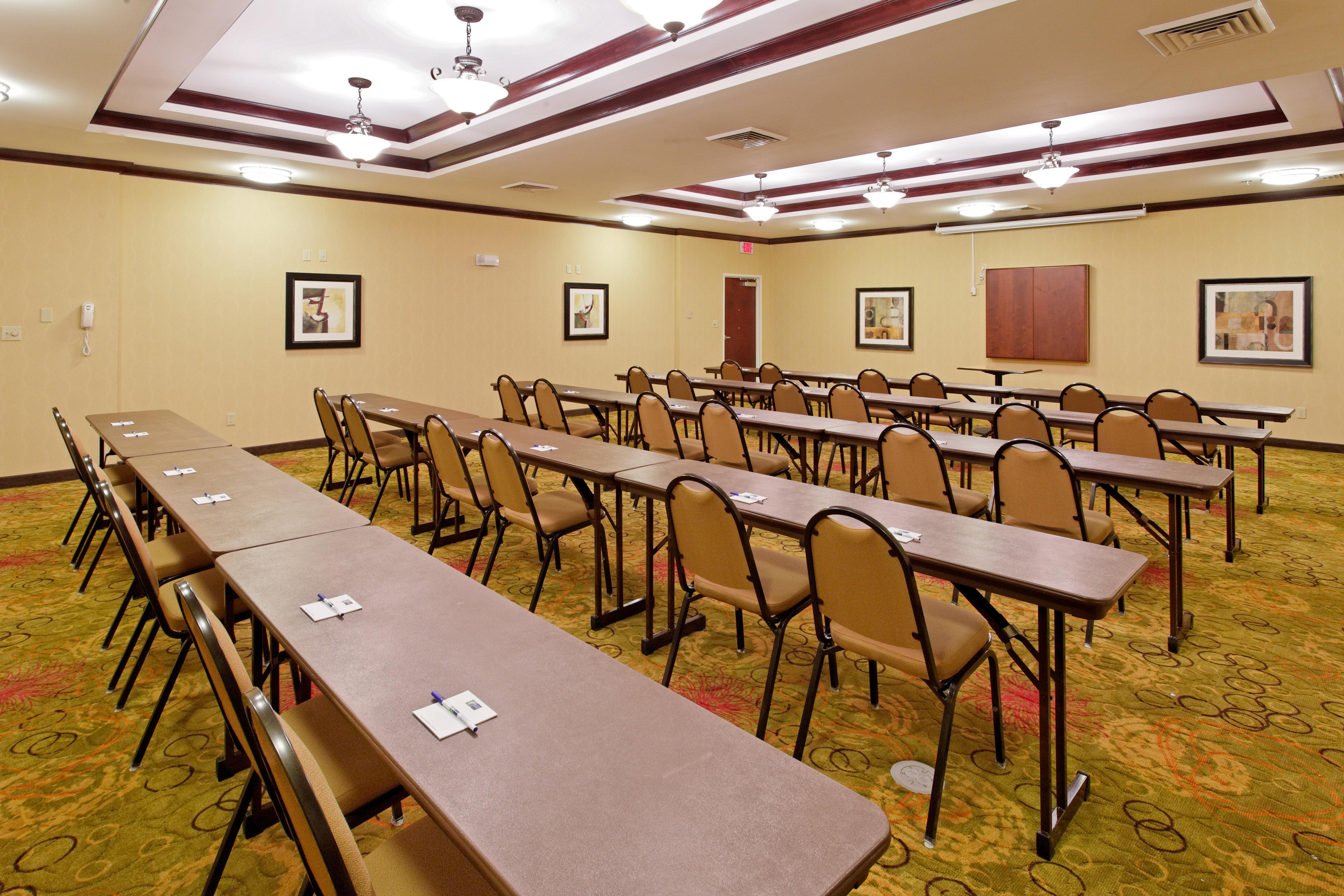 Holiday Inn Express Florence Northeast By Ihg Экстерьер фото