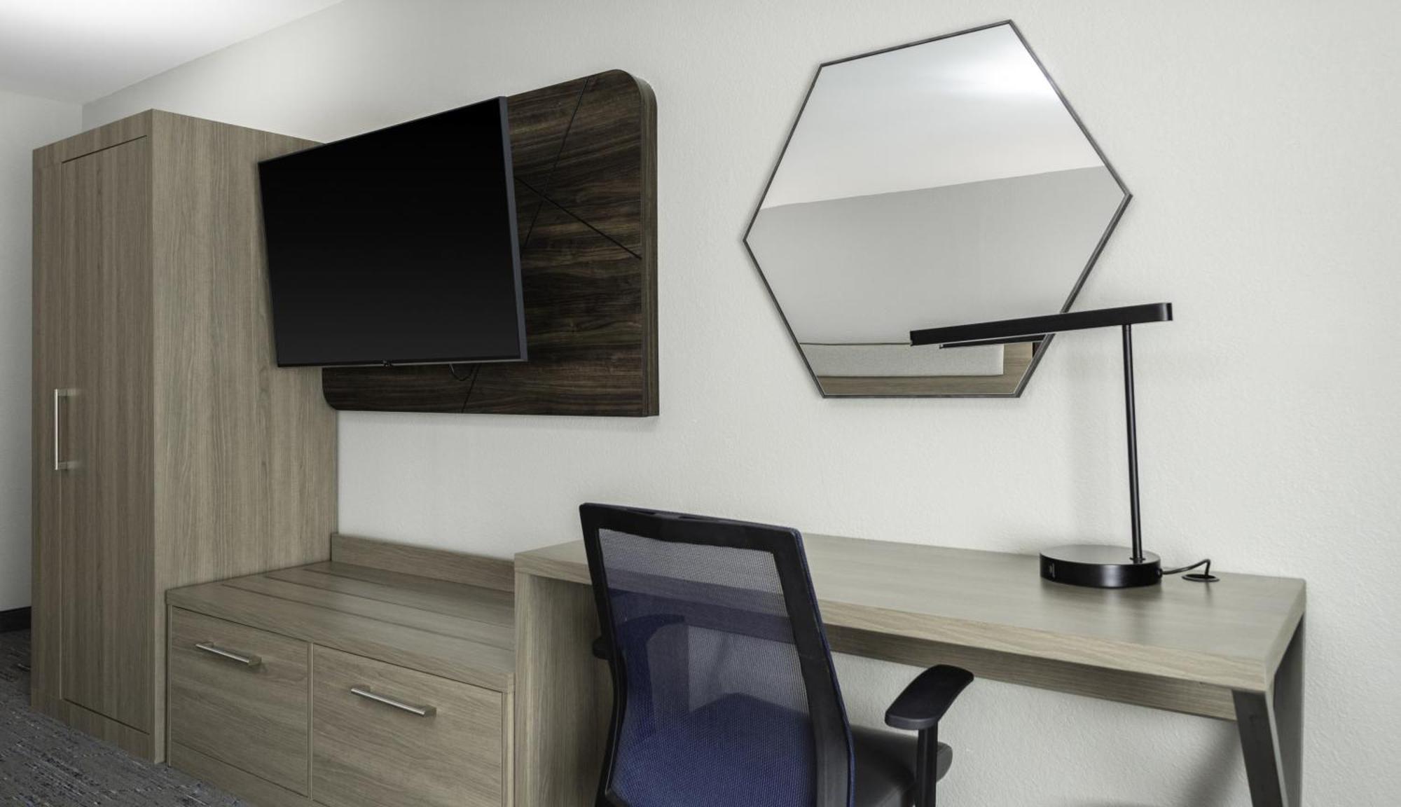 Holiday Inn Express Florence Northeast By Ihg Экстерьер фото